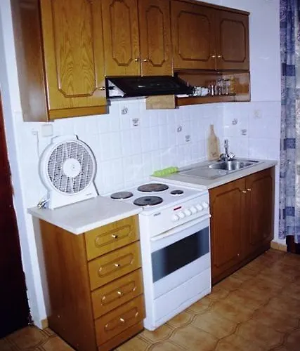 Apartman Elena Hriszí Aktí Haniá