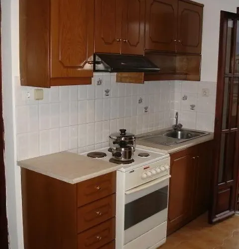 Elena Studios Апартаменты *