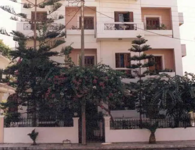 Elena * Hriszí Aktí Haniá