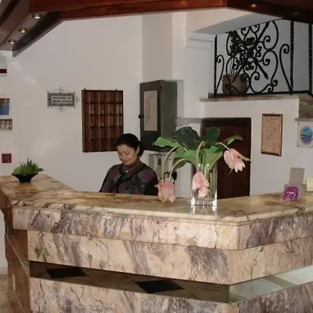 Διαμέρισμα Elena